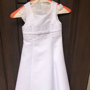 Girls size 3 flower girl dress new without tags